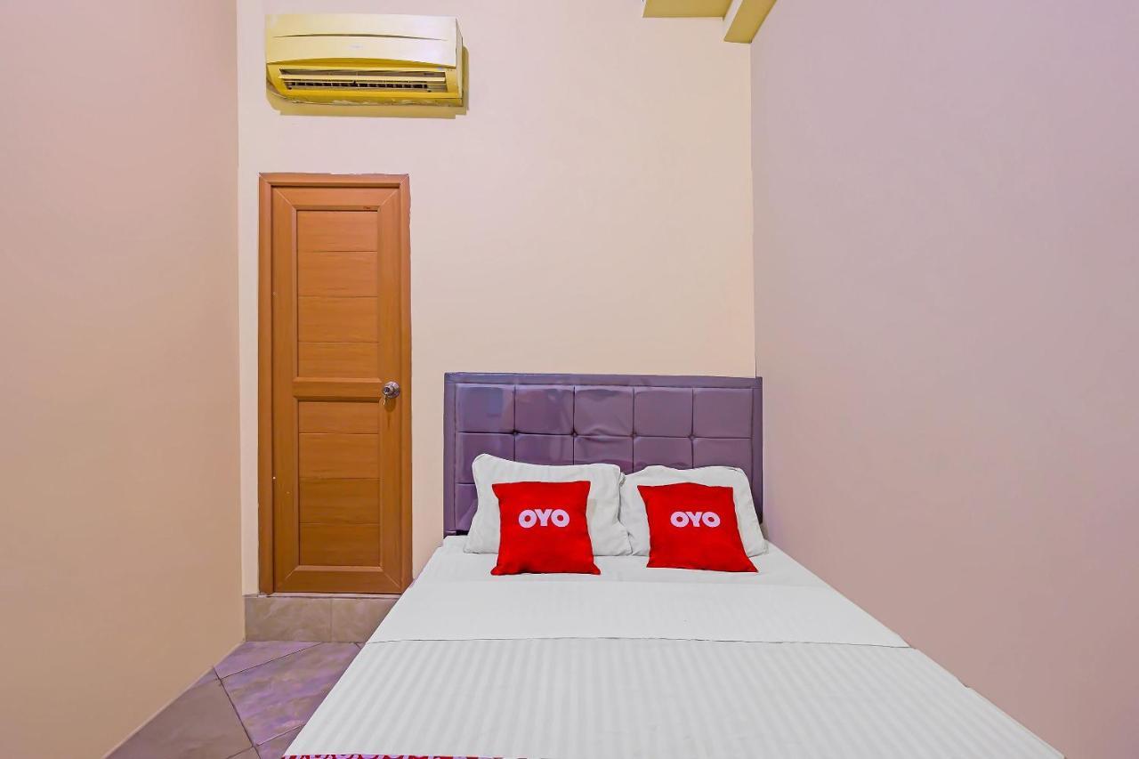 Oyo 92687 Alnindo Makaliwe Hotell Jakarta Eksteriør bilde