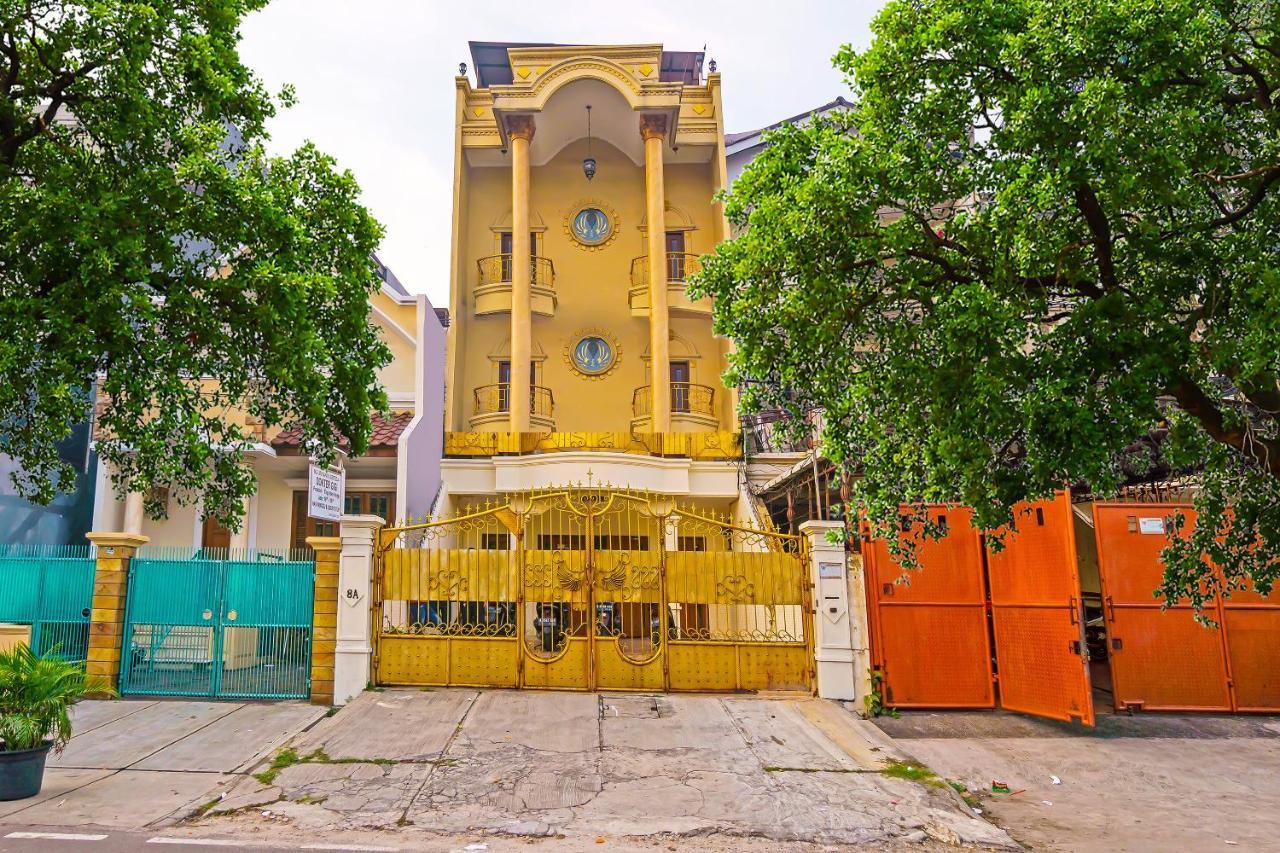 Oyo 92687 Alnindo Makaliwe Hotell Jakarta Eksteriør bilde